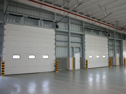 2013_6_2129_工业提升门5.jpg 工业提升门、翻板工业门